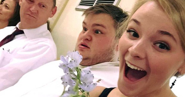 She Looks Happy In This Wedding Photo, But It Went Viral For The Saddest Reason...