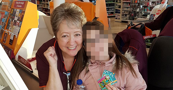 Her Kid Starts Having A Panic Attack At The Grocery Store. When Employee Asks The Kid To Sit Down, That’s When She Turns On The Camera.