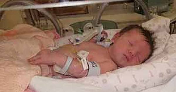 Newborn Baby Girl Suffers Up To 30 Seizures Every Day. Then Suddenly, They Stop.