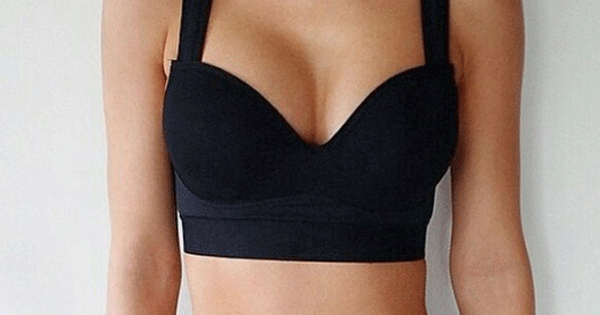 The 5-Minute Exercise Routine That Will Naturally Lift Your Breasts