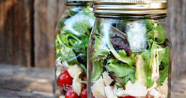 4 Healthy Salad-In-A-Jar Recipes Perfect For Lunch