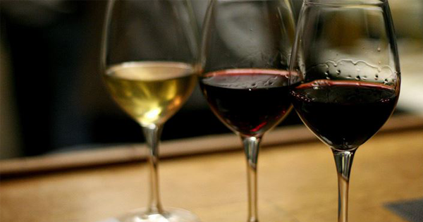 4 Surprising Things In Wine That Can Affect Your Health